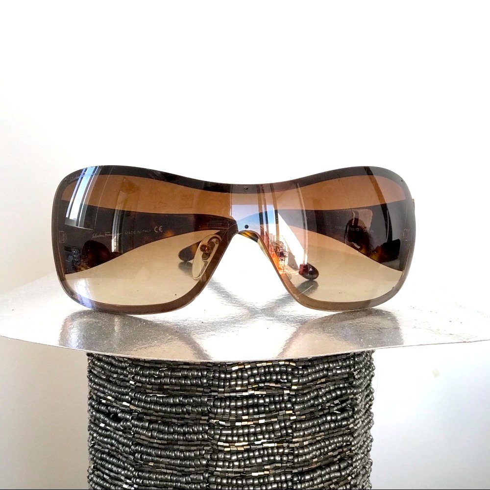 Salvatore Ferragamo Sunglasses - Picture 3 of 4